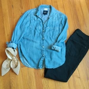 Soft denim shirt by AE, XS